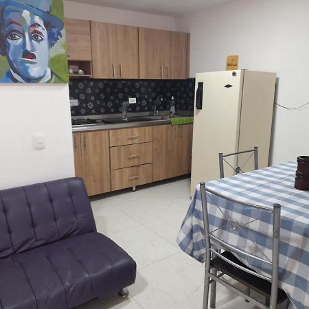 El Paraiso Paisa 5 Minutos Del Malecon Parqueadero Privado A Guatapé Esterno foto