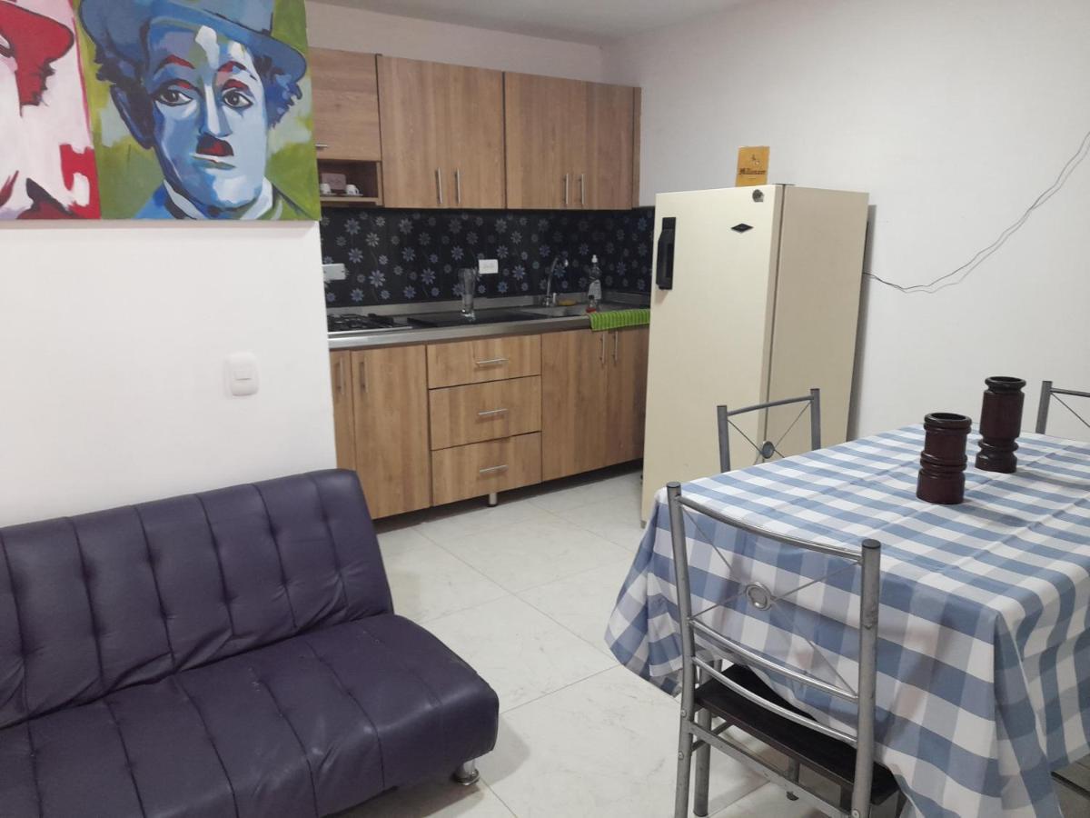 El Paraiso Paisa 5 Minutos Del Malecon Parqueadero Privado A Guatapé Esterno foto